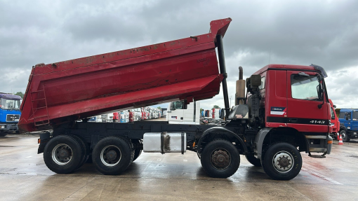 Mercedes-Benz--Actros 4143