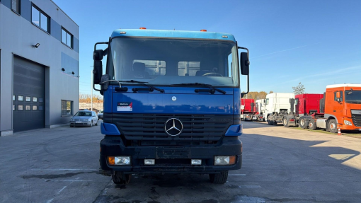 Mercedes-Benz--ACTROS 2535