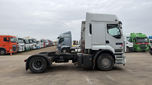 Renault--Premium 450 DXI