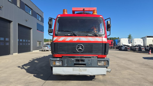 Mercedes-Benz--SK 2435