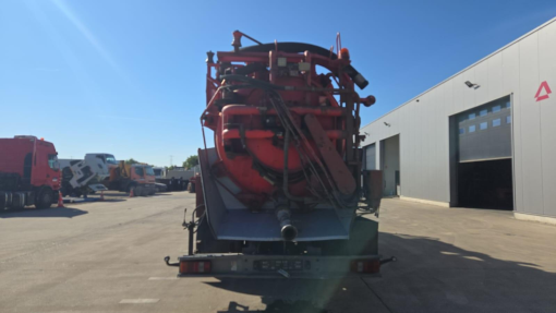 Mercedes-Benz--SK 2435