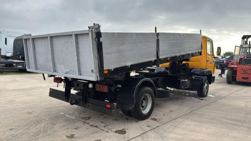 Mercedes-Benz--SK 814