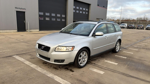 Volvo V50 