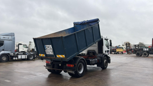  Renault--Premium 340