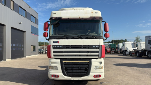DAF--105 XF 460