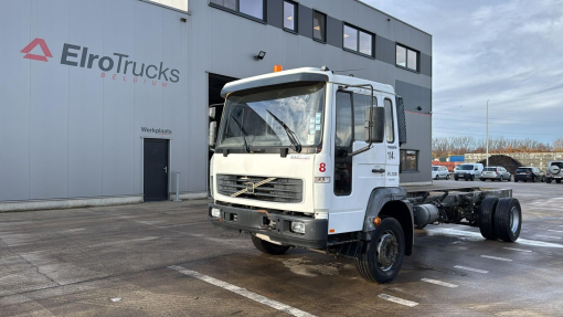Volvo  FL 220