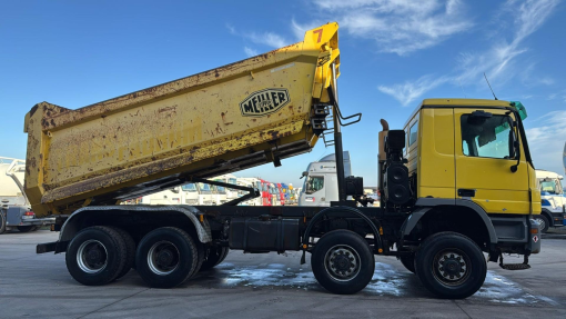 Mercedes-Benz--Actros 4141