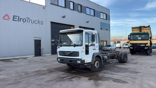 Volvo  FL 220