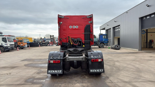 Renault--Premium 450 DXI