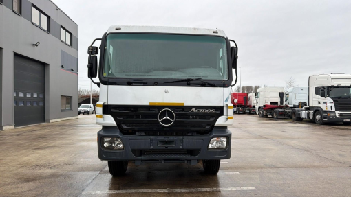 Mercedes-Benz--Actros 4144