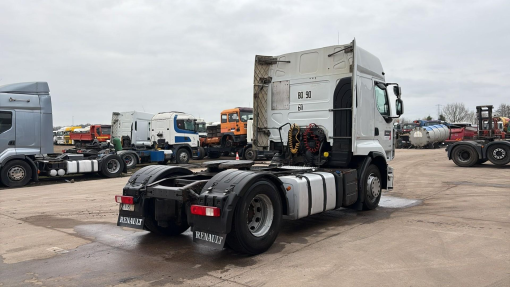 Renault--Premium 450 DXI