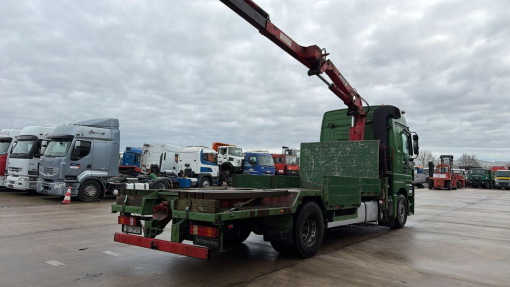 Mercedes-Benz--actros 1844