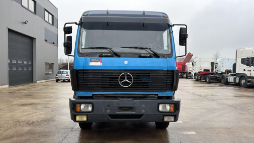 Mercedes-Benz--SK 1831