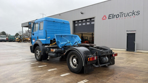 Mercedes-Benz--SK 1831