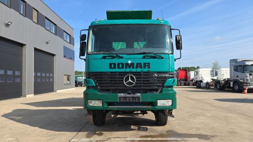 Mercedes-Benz--Actros 3331