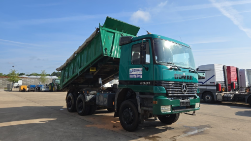 Mercedes-Benz--Actros 3331