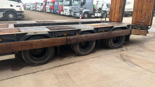 Robuste Kaiser--S4503F