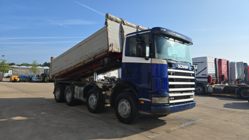 Scania--124-420