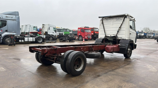 Mercedes-Benz--SK 814