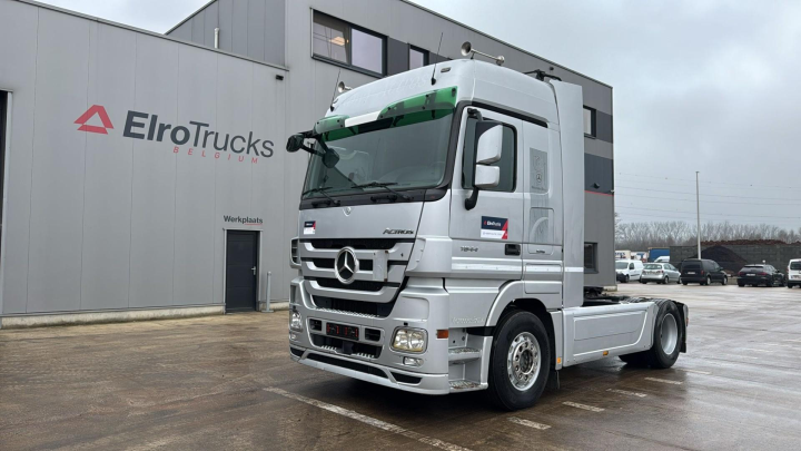 Mercedes-Benz--actros 1844