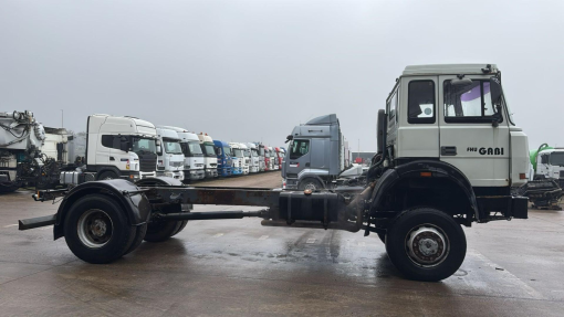 Iveco--Magirus 180 - 25