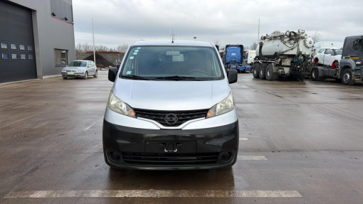 Nissan-NV 200-