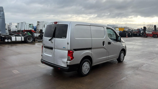 Nissan-NV 200-