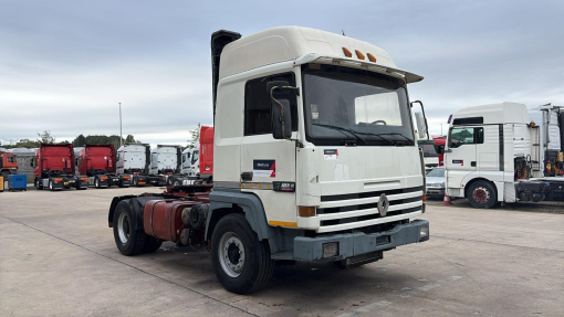 Renault--R 385 Major