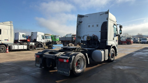 Renault--Premium 460 DXI