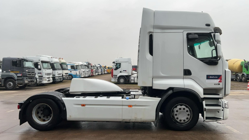 Renault--Premium 460 DXI