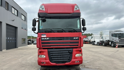 DAF--105 XF 460