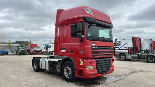 DAF--105 XF 460