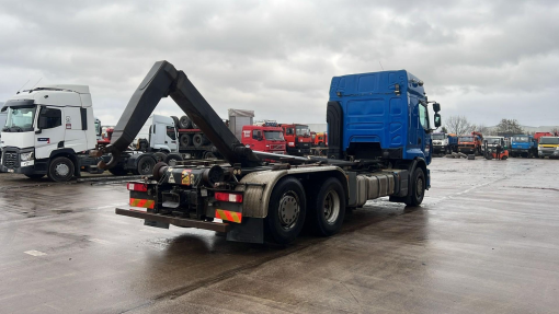 Renault--Premium 450 DXI