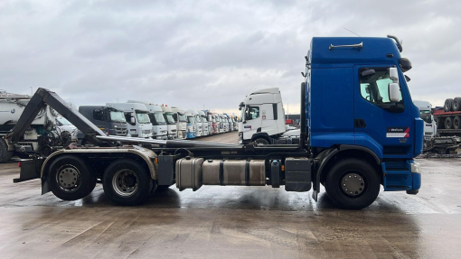 Renault--Premium 450 DXI