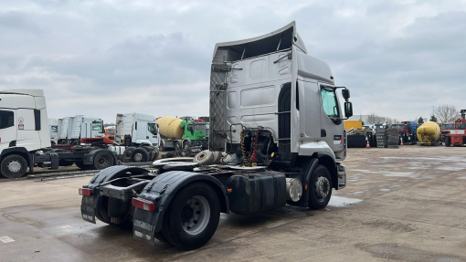 Renault--Premium 440 DXI