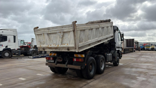 Mercedes-Benz--ACTROS 2640