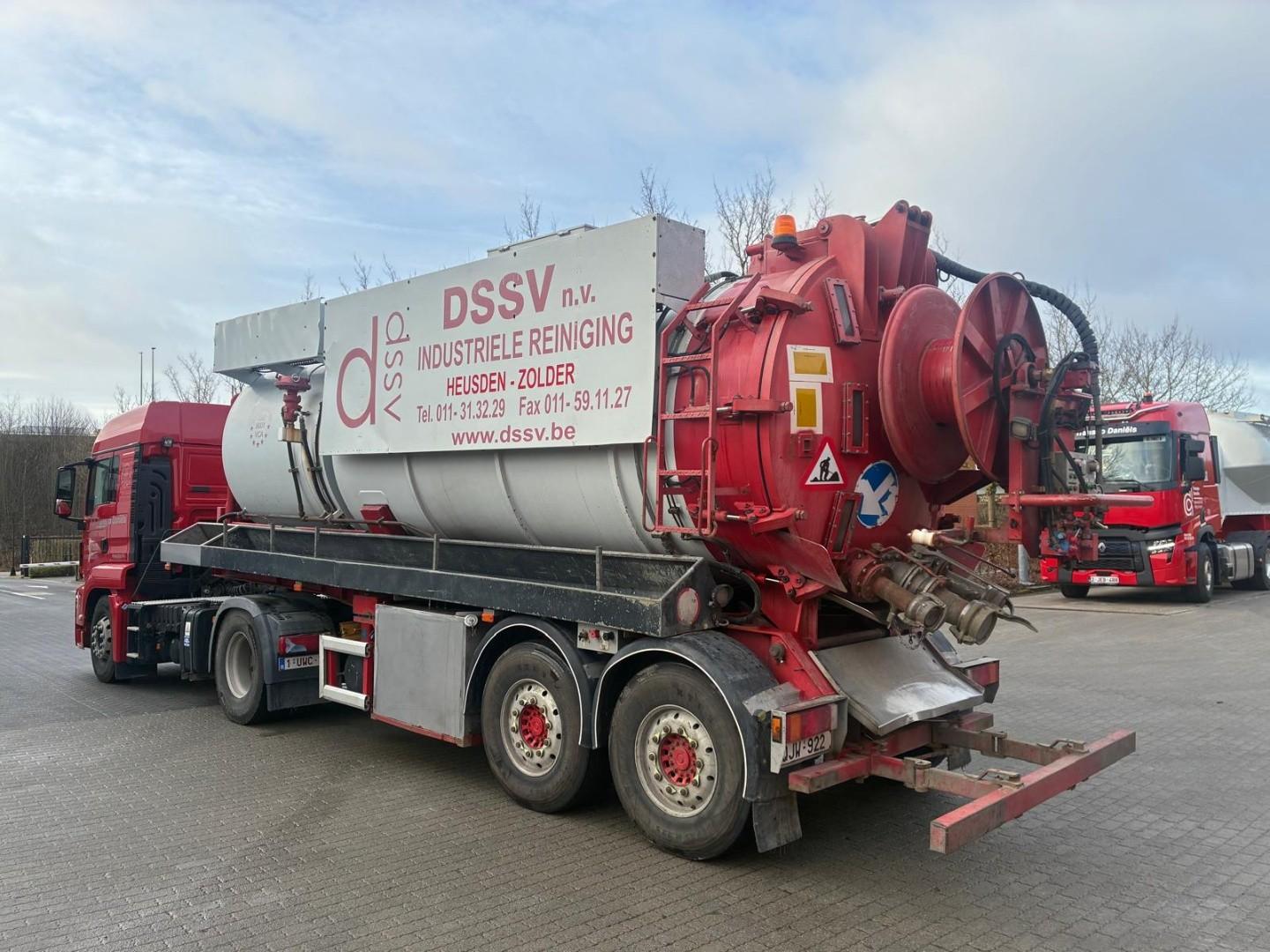 Burg URACA KD 716 / VOLVO PENTA TAD942VE