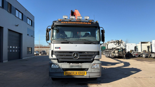 Mercedes-Benz--Actros 2532