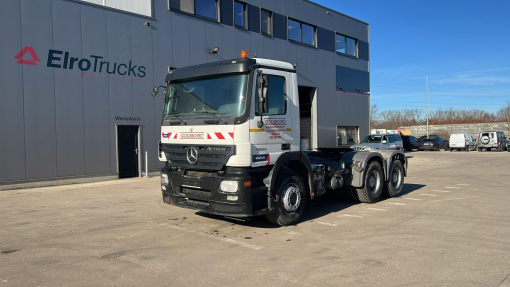 Mercedes-Benz  Actros 3341