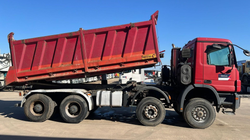 Mercedes-Benz--Actros 4141