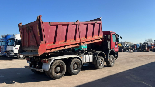 Mercedes-Benz--Actros 4141