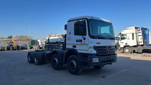 Mercedes-Benz--Actros 4144